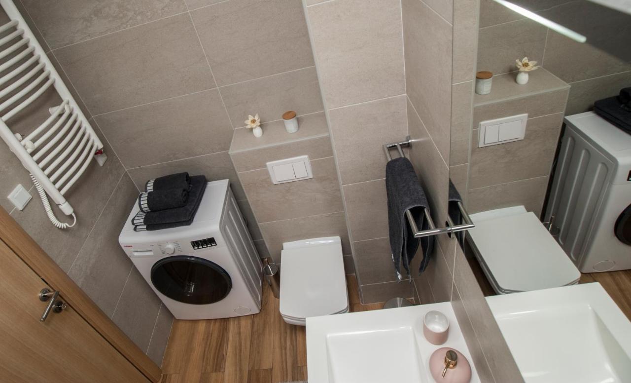 טרביניה Apartman Avisi מראה חיצוני תמונה